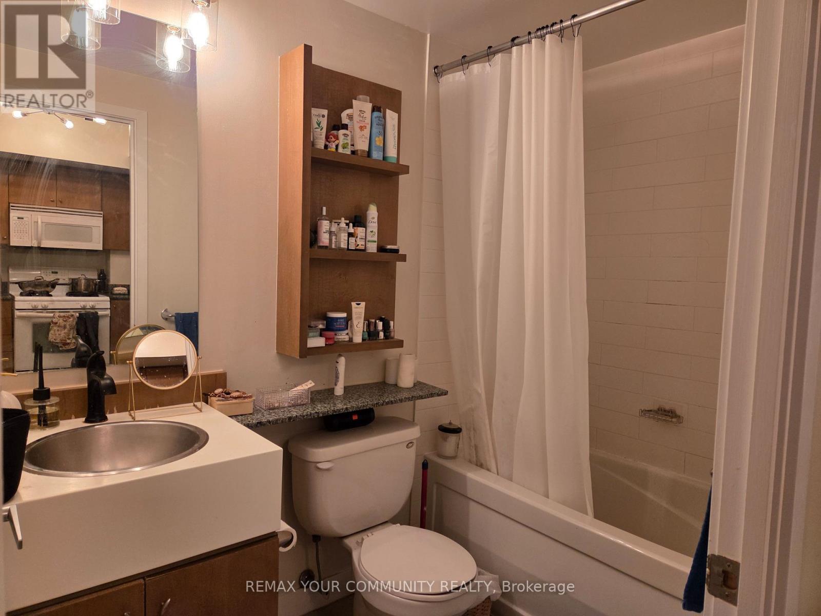 5205 - 35 Mariner Terrace, Toronto, Ontario  M5V 3V9 - Photo 5 - C14092780