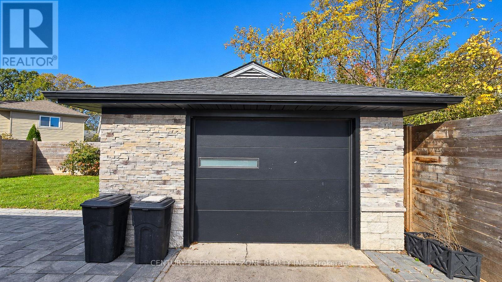234 Pelham Road, St. Catharines, Ontario  L2S 1X6 - Photo 7 - X14102324