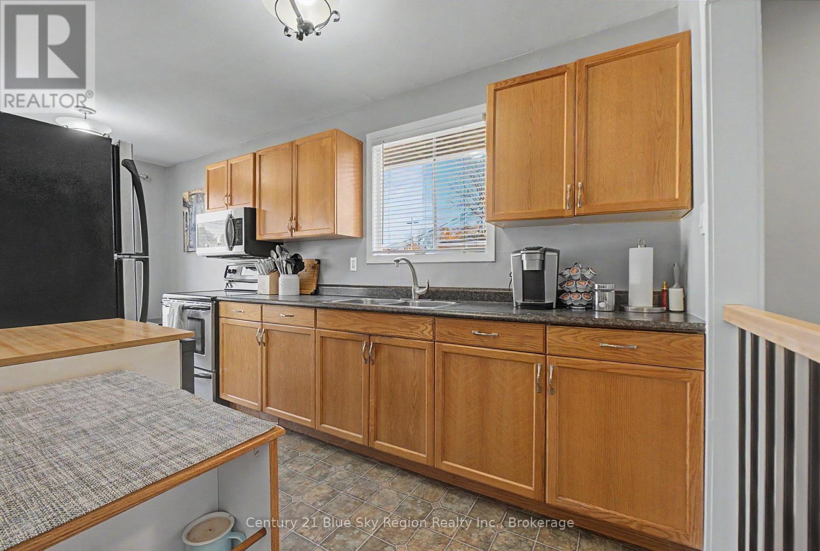 691 Robarts Avenue, North Bay, Ontario  P1B 7E5 - Photo 17 - X14102944