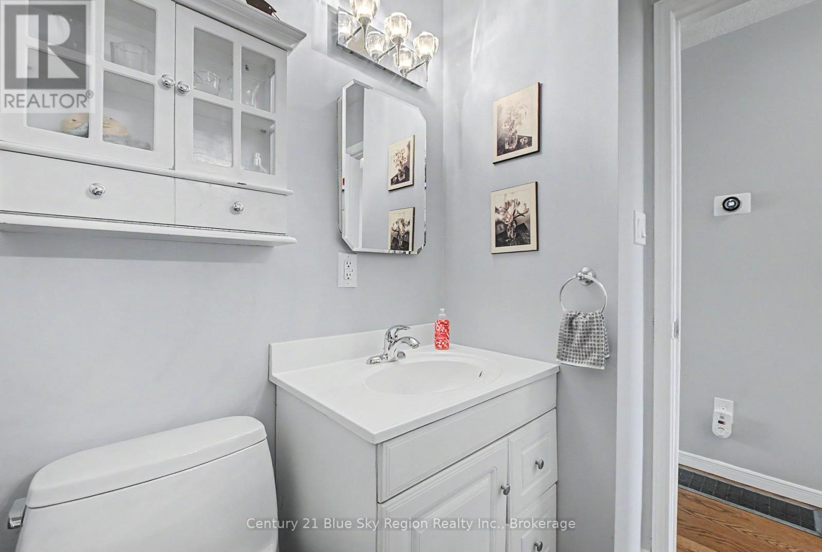 691 Robarts Avenue, North Bay, Ontario  P1B 7E5 - Photo 38 - X14102944