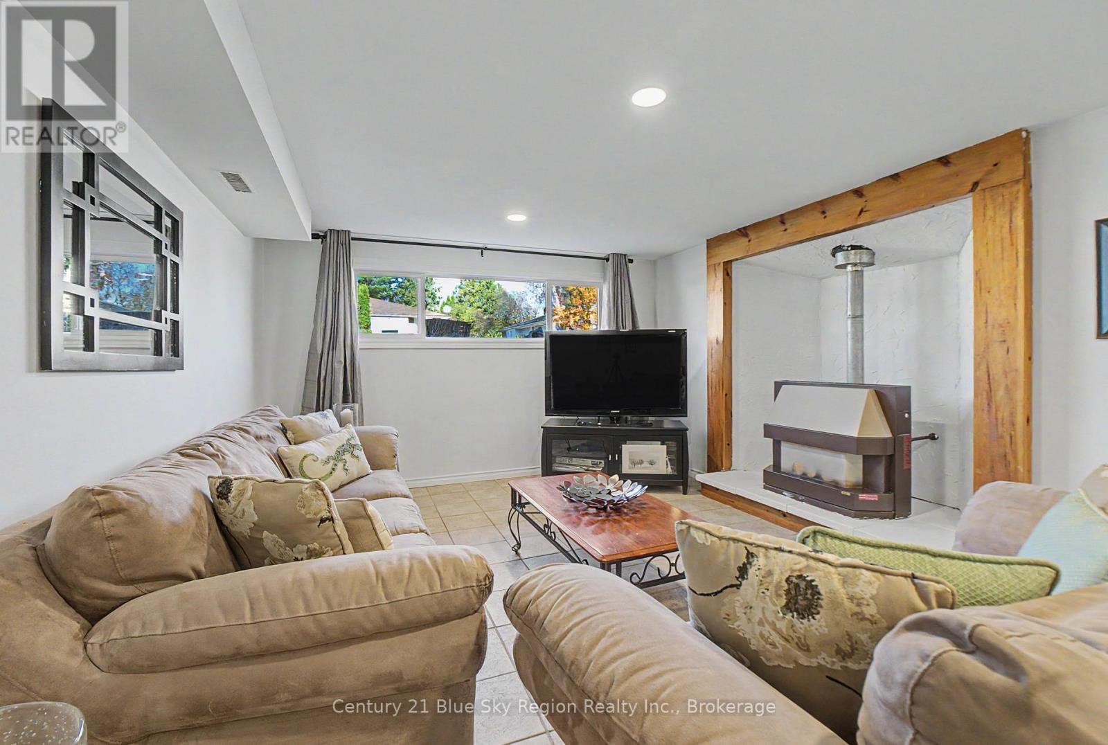 691 Robarts Avenue, North Bay, Ontario  P1B 7E5 - Photo 41 - X14102944