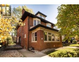 63 CHEDOKE Avenue, Hamilton, Ontario