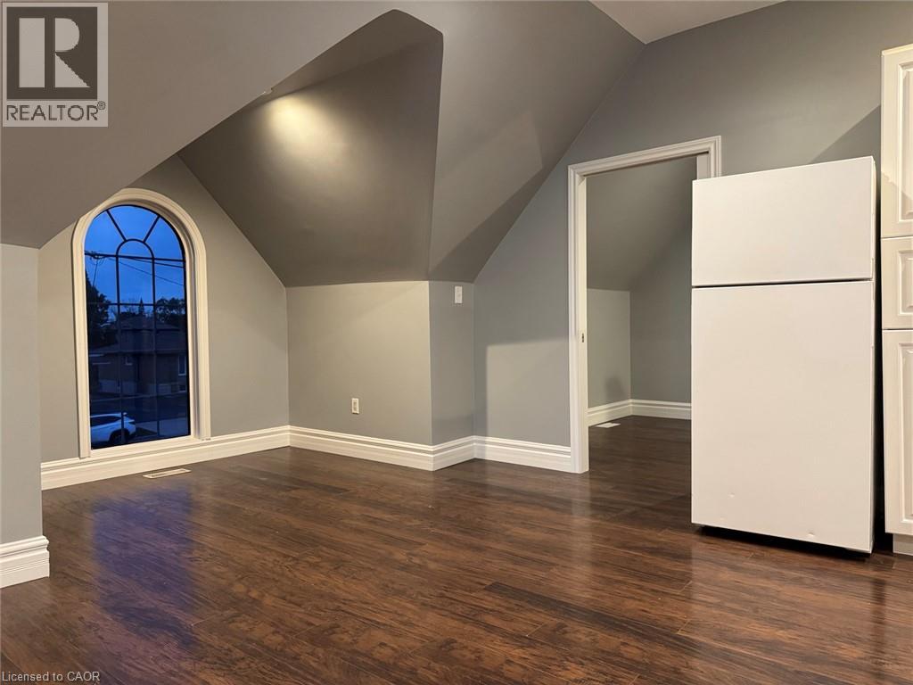 166 Cedardale Avenue Unit# A, Stoney Creek, Ontario  L8E 1R1 - Photo 2 - 40869029