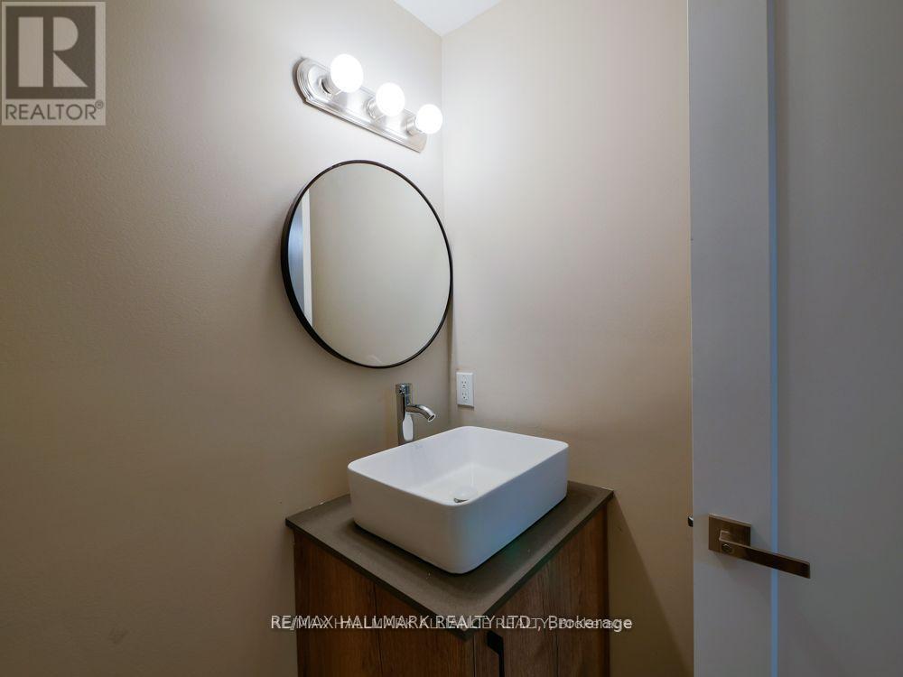 202 - 628 Danforth Avenue, Toronto (Playter Estates-Danforth), Ontario  M4K 1R3 - Photo 13 - E14102892