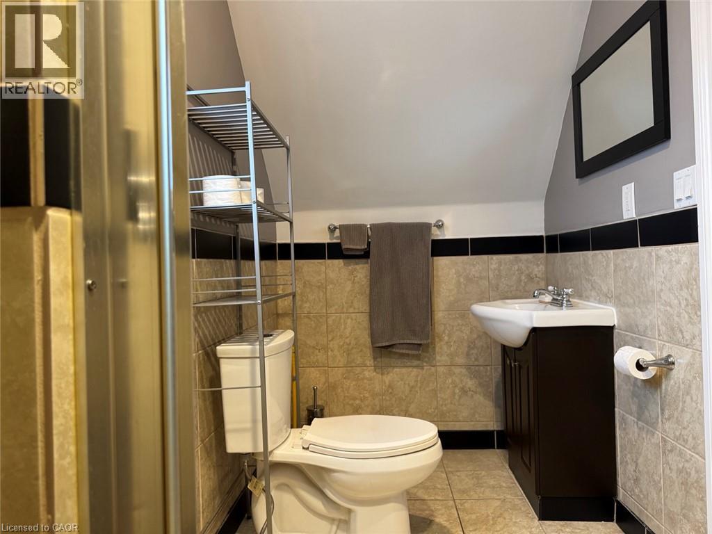 166 Cedardale Avenue Unit# A, Stoney Creek, Ontario  L8E 1R1 - Photo 17 - 40869029