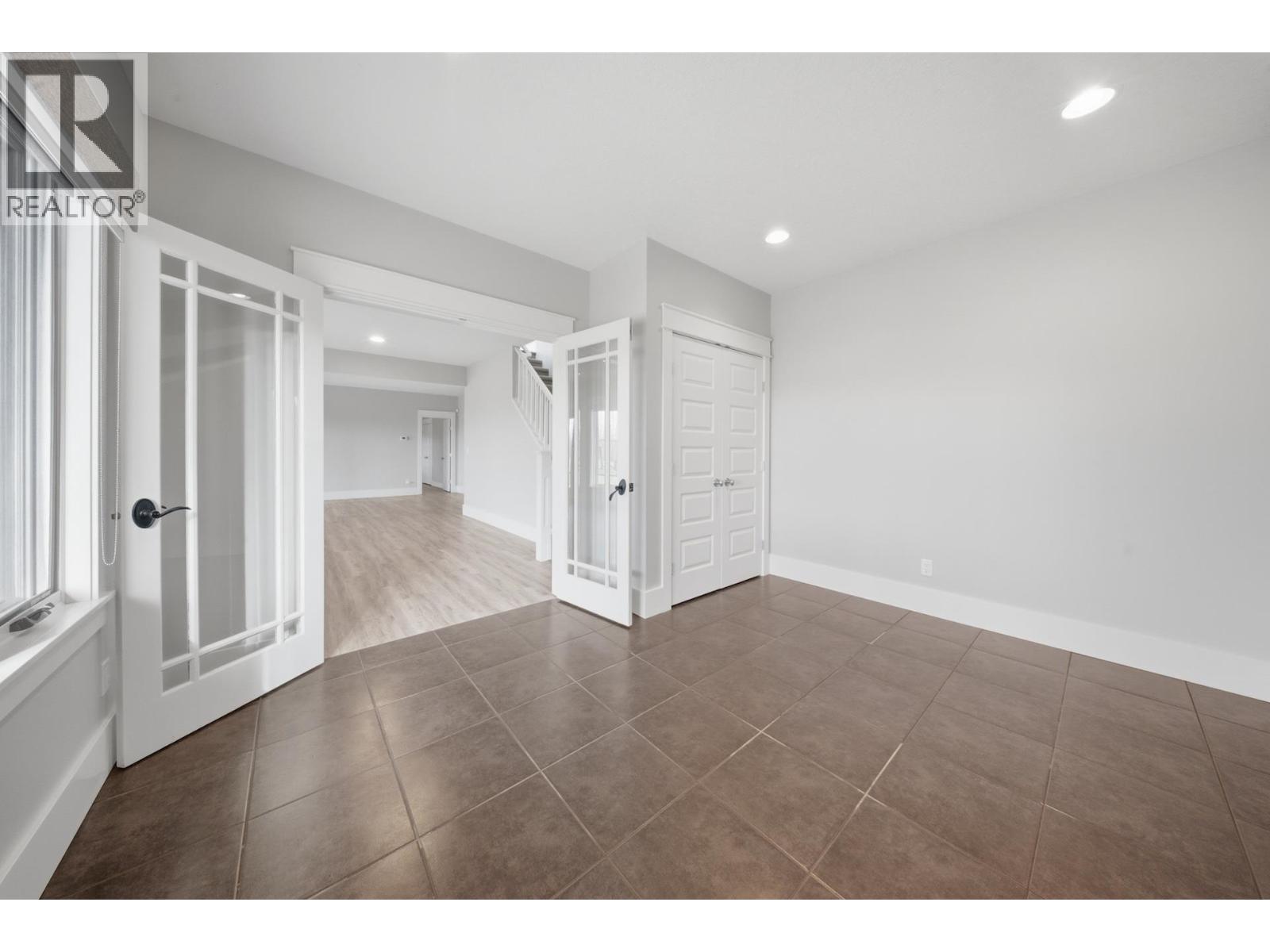 13109 Sunnyside Drive, Charlie Lake, British Columbia  V0C 1H0 - Photo 23 - R3177073