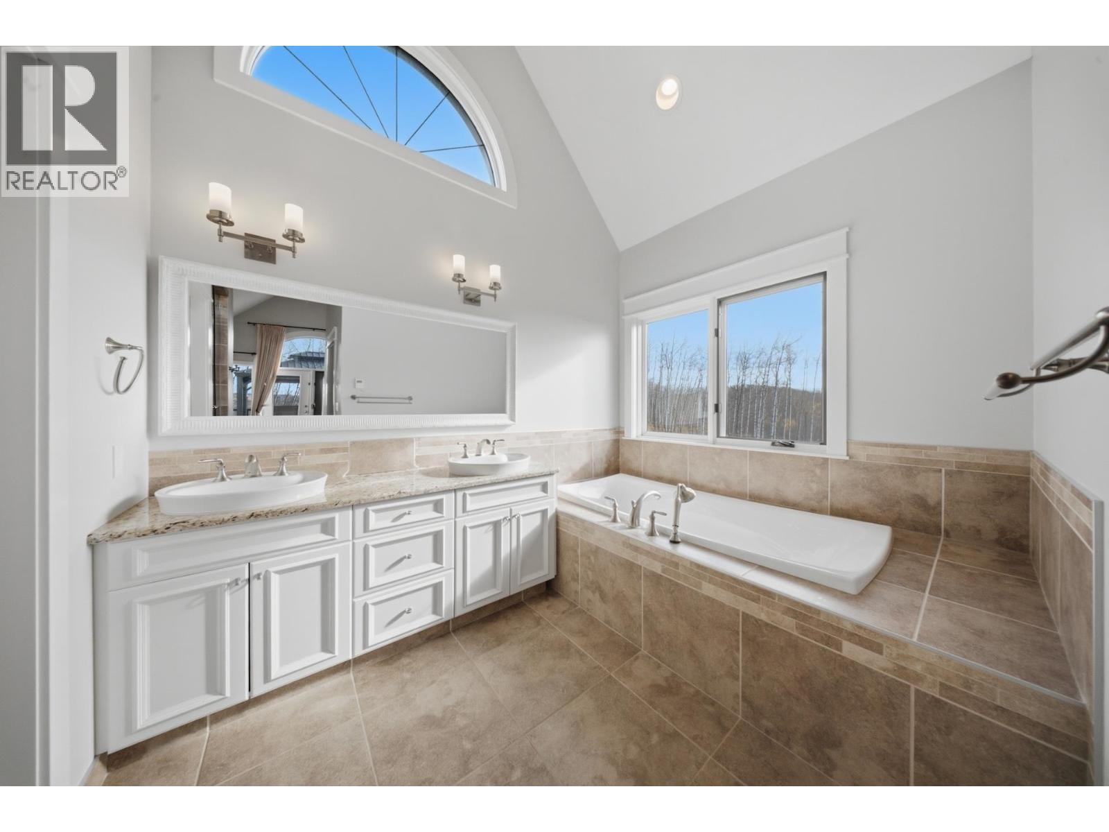 13109 Sunnyside Drive, Charlie Lake, British Columbia  V0C 1H0 - Photo 17 - R3177073