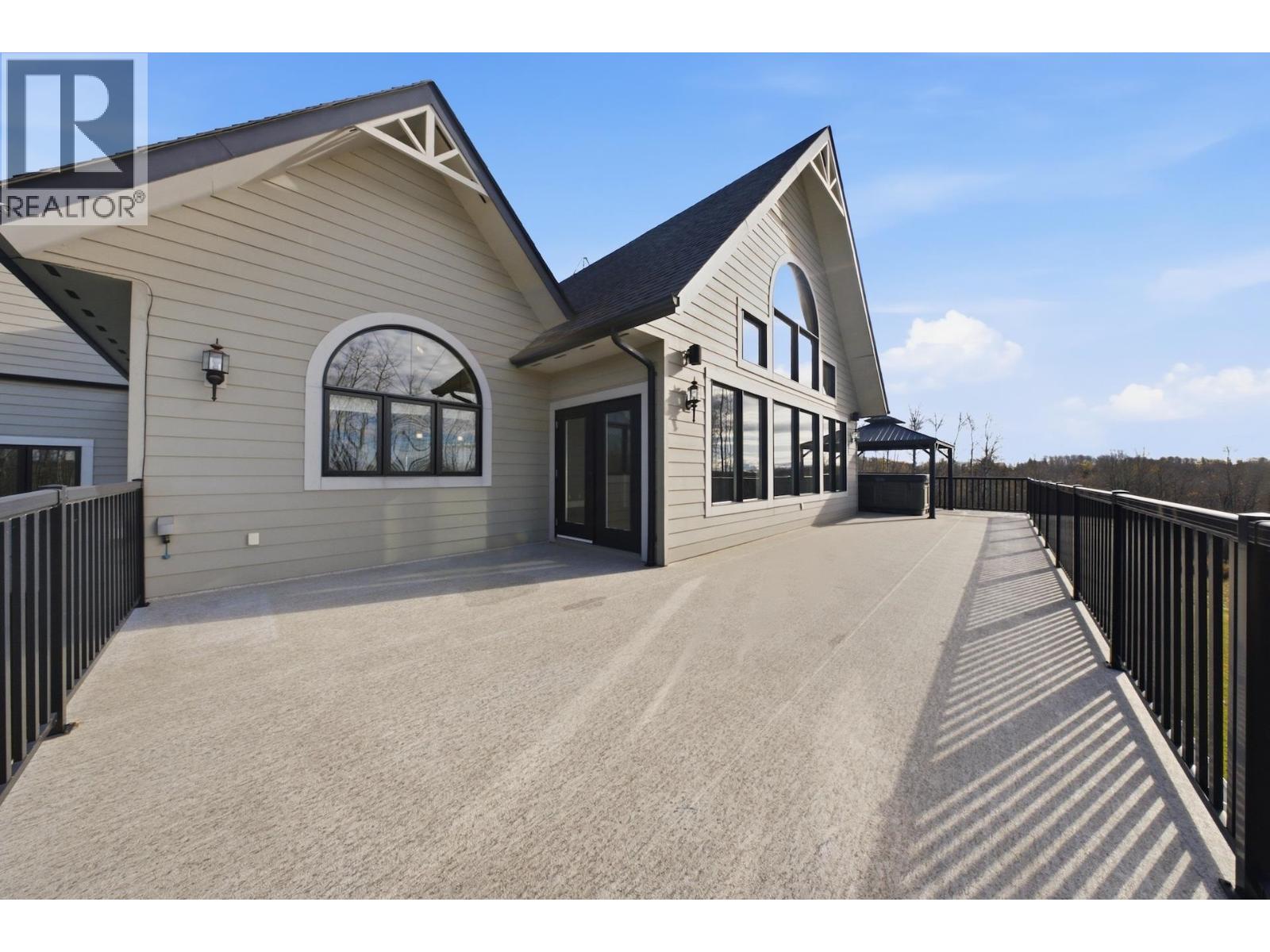 13109 Sunnyside Drive, Charlie Lake, British Columbia  V0C 1H0 - Photo 34 - R3177073