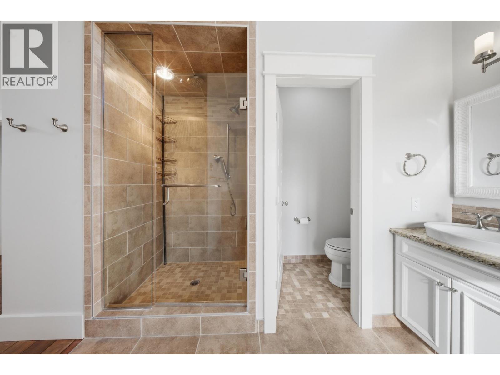 13109 Sunnyside Drive, Charlie Lake, British Columbia  V0C 1H0 - Photo 18 - R3177073