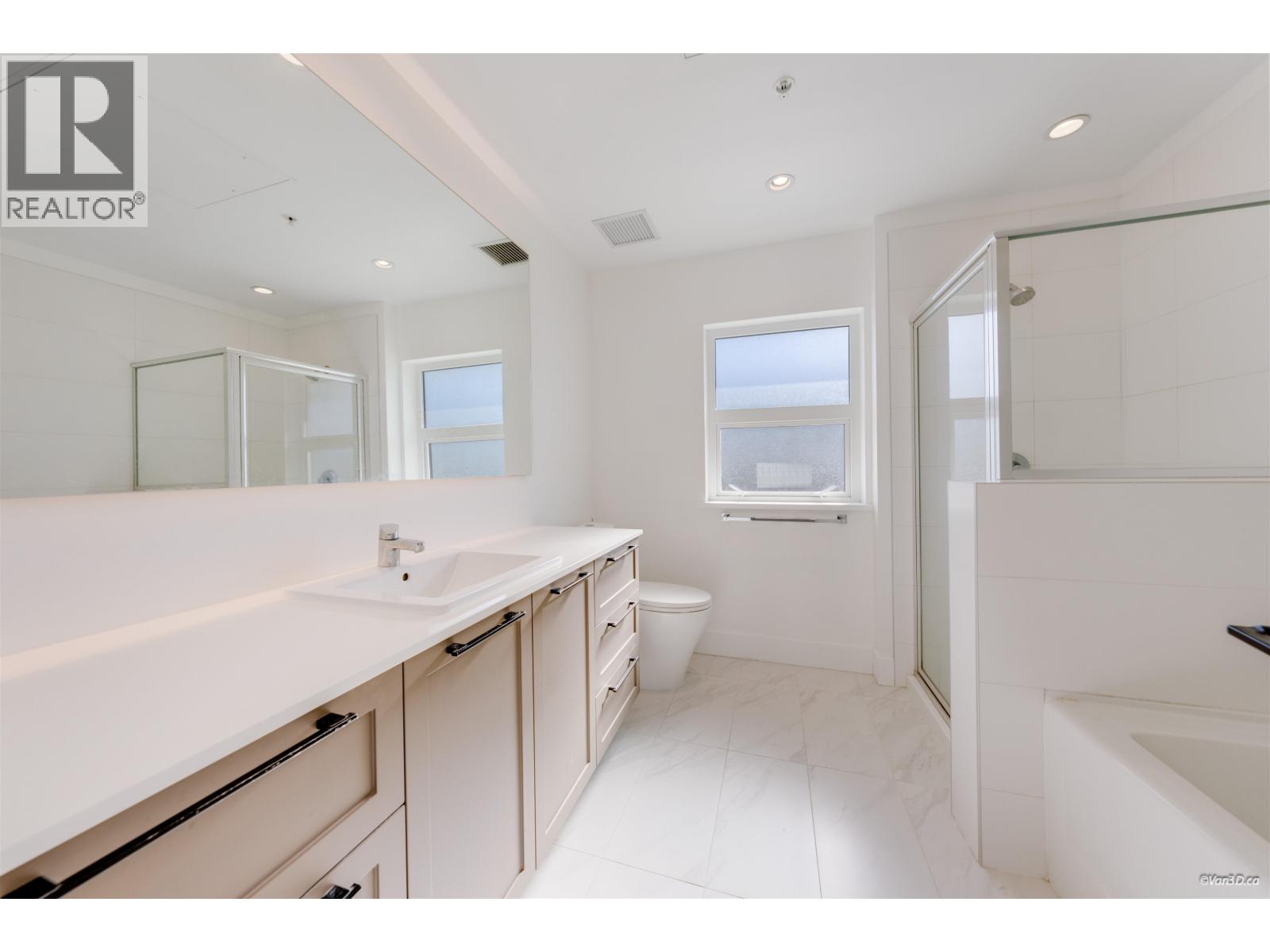 2 9739 University Crescent, Burnaby, British Columbia V5A 0E8 - Photo 31 - R3174625
