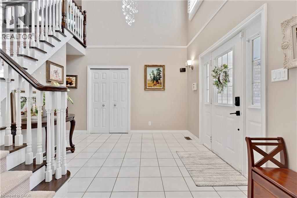 548 Sandbrooke Court, Waterloo, Ontario  N2T 2H4 - Photo 9 - 40871828