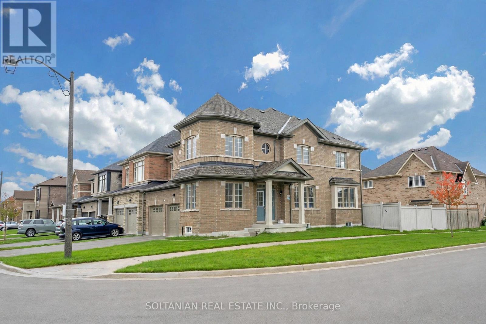 75 Bud Leggett Crescent, Georgina (Keswick South), Ontario  L4P 0B7 - Photo 2 - N14102844