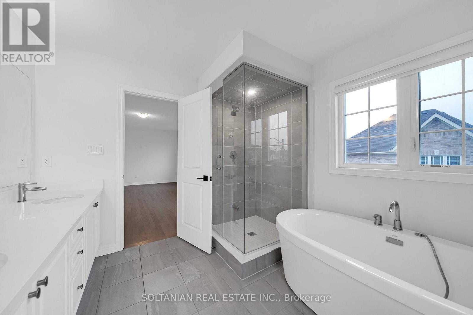 75 Bud Leggett Crescent, Georgina (Keswick South), Ontario  L4P 0B7 - Photo 28 - N14102844