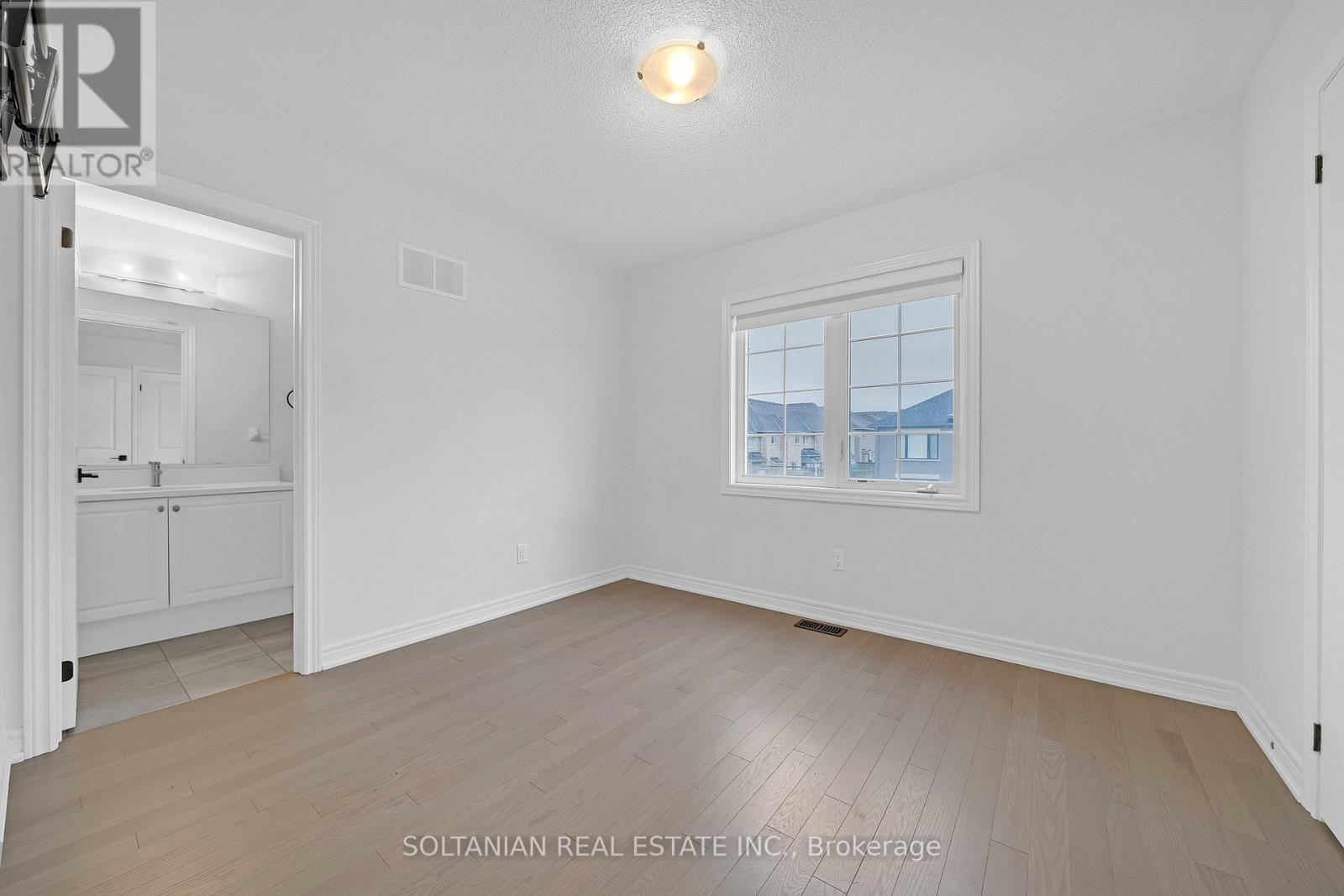 75 Bud Leggett Crescent, Georgina (Keswick South), Ontario  L4P 0B7 - Photo 35 - N14102844