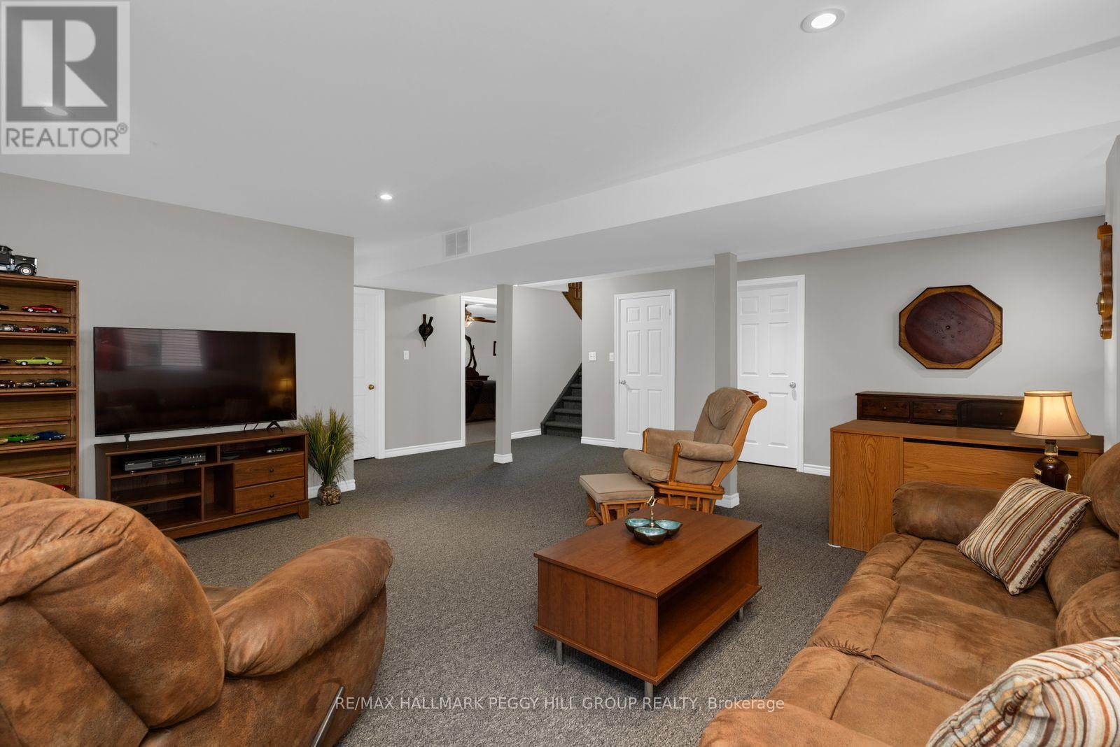19 Vernon Street, Essa, Ontario  L3W 0V5 - Photo 13 - N14102948