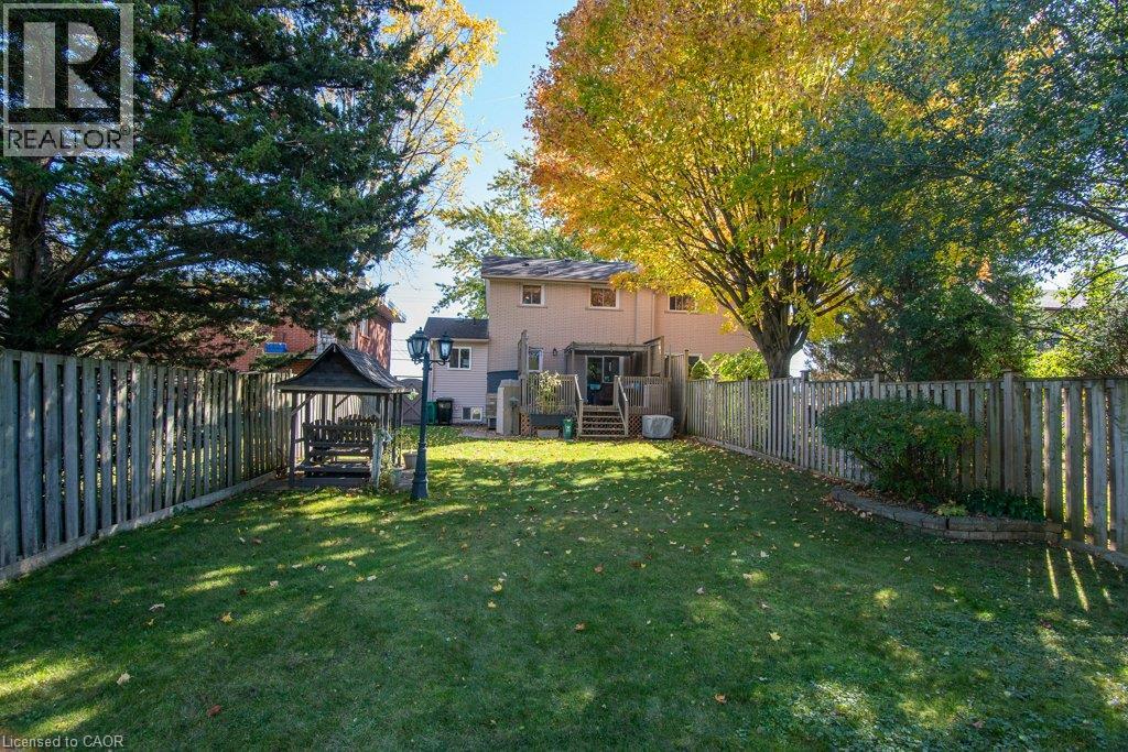 169 Schweitzer Street, Kitchener, Ontario  N2K 1C3 - Photo 33 - 40872957
