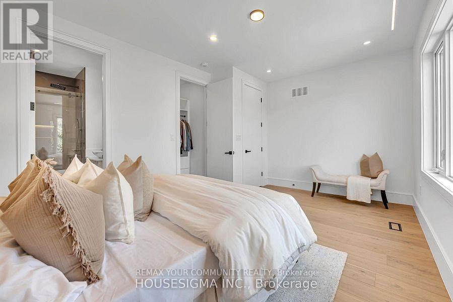 357 Glen Park Avenue, Toronto, Ontario  M6B 2E6 - Photo 33 - W14102804