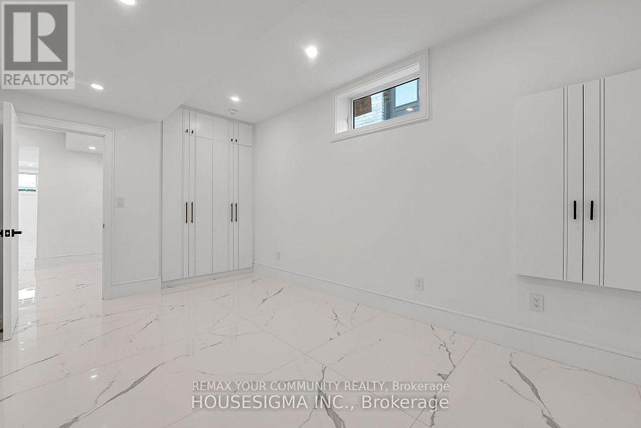 357 Glen Park Avenue, Toronto, Ontario  M6B 2E6 - Photo 37 - W14102804