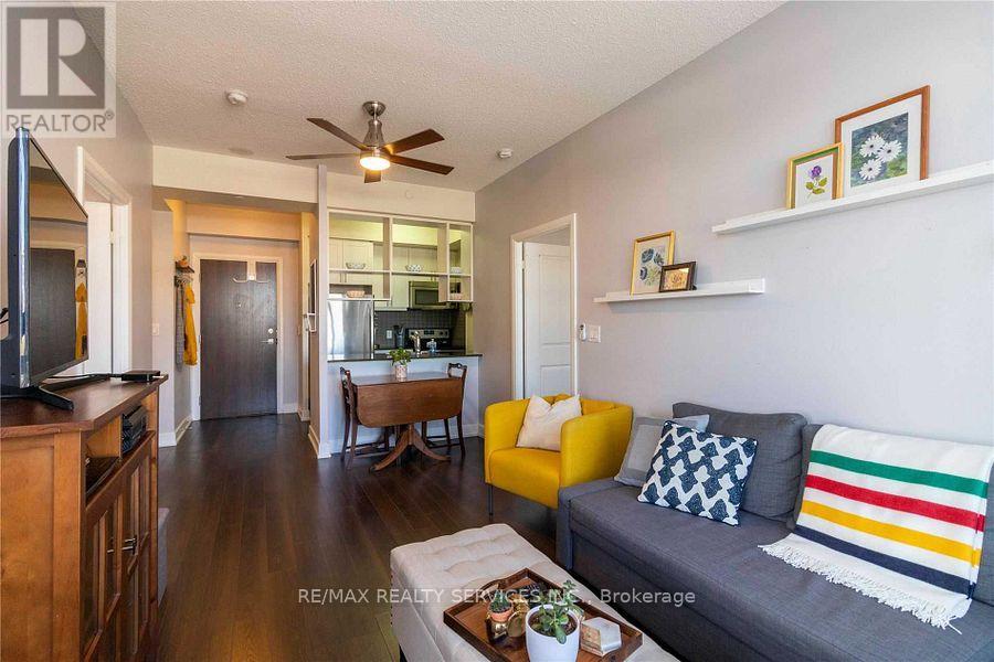 325 - 2 Eva Road, Toronto, Ontario  M9C 2A8 - Photo 8 - W14102832