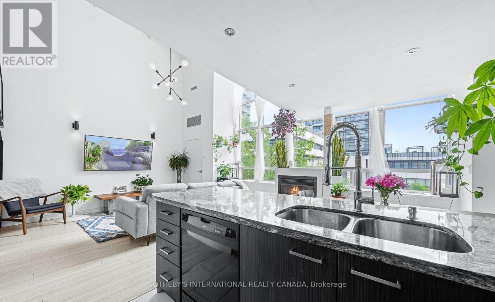 212 - 300 Manitoba Street, Toronto, Ontario  M8Y 4G6 - Photo 14 - W14102836