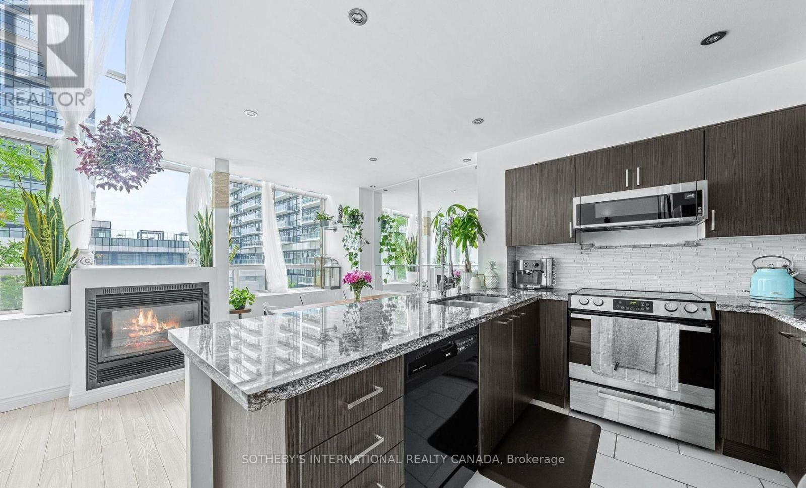 212 - 300 Manitoba Street, Toronto, Ontario  M8Y 4G6 - Photo 17 - W14102836