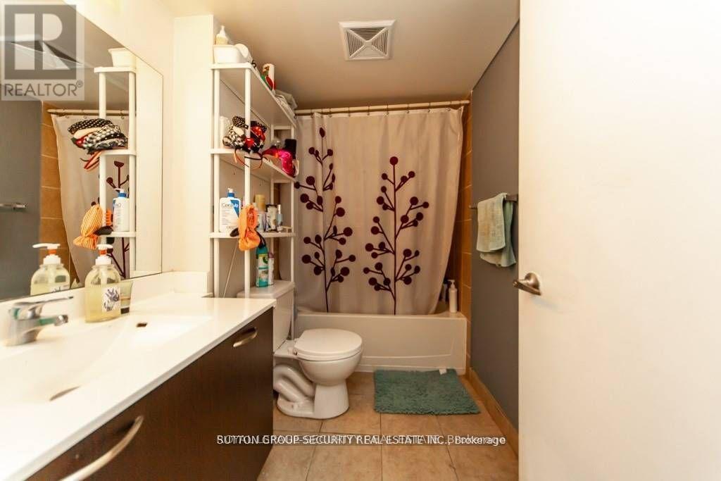 610 - 38 Joe Shuster Way, Toronto, Ontario  M6K 0A5 - Photo 11 - W14102870