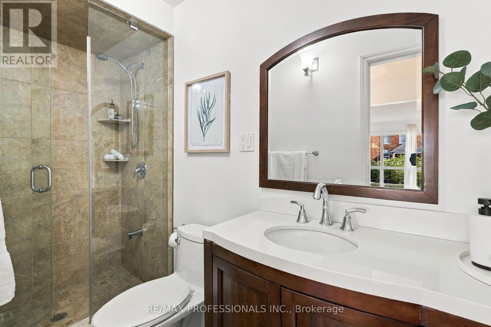 289 F Bartlett Avenue, Toronto, Ontario M6H 3G3 - Photo 18 - W14102874