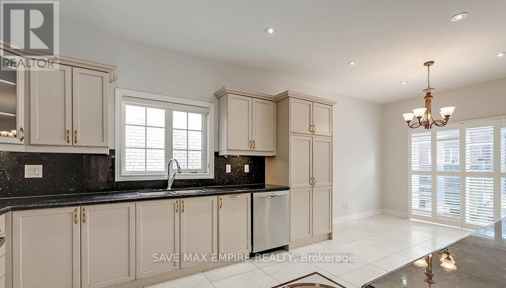 2596 North Ridge Trail, Oakville, Ontario  L6H 7L5 - Photo 13 - W14102886
