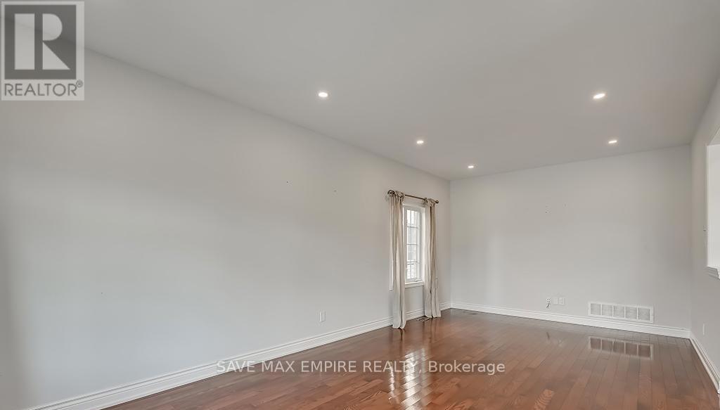 2596 North Ridge Trail, Oakville, Ontario  L6H 7L5 - Photo 6 - W14102886