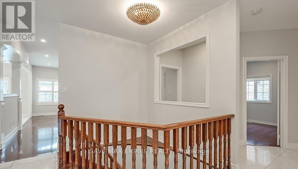 2596 North Ridge Trail, Oakville, Ontario  L6H 7L5 - Photo 8 - W14102886