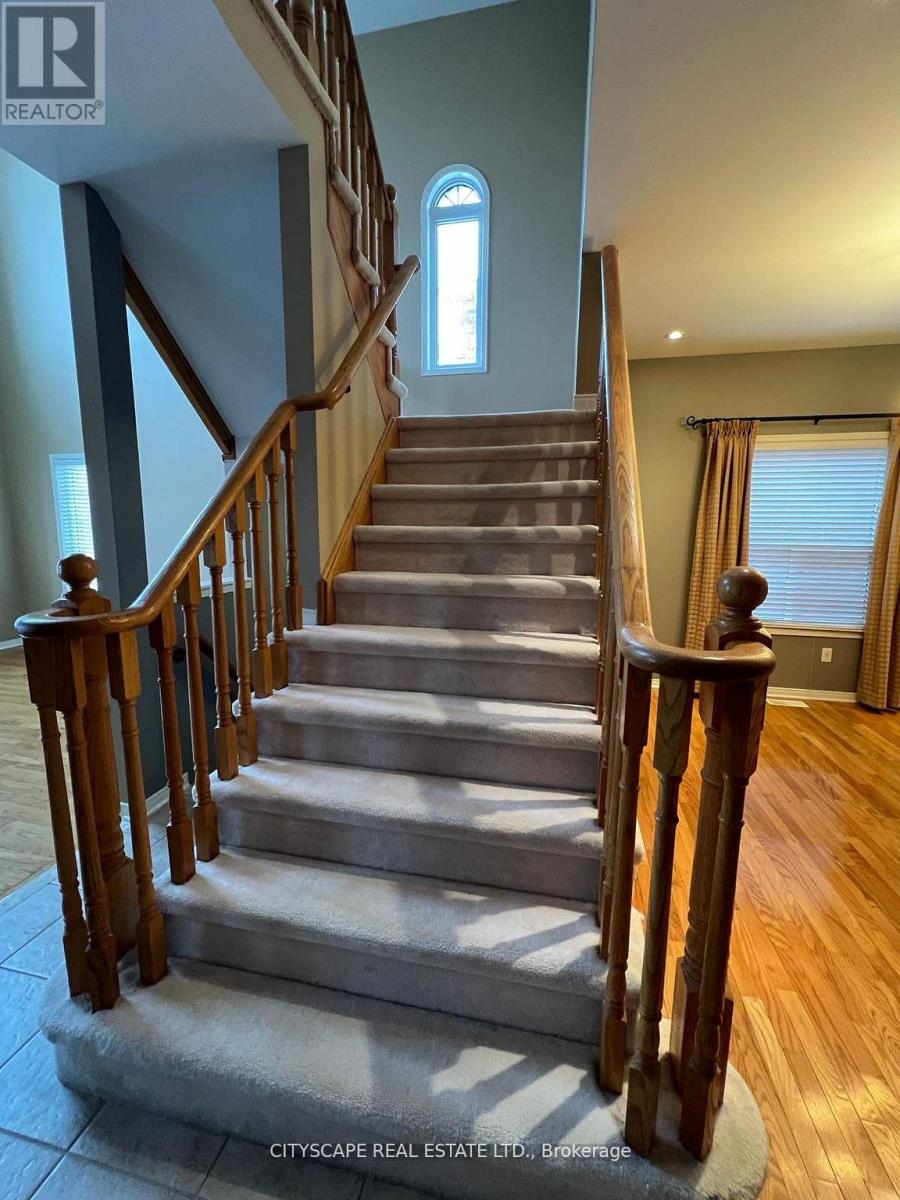 5436 Blue Spruce Avenue, Burlington, Ontario  L7L 7C4 - Photo 18 - W14102896
