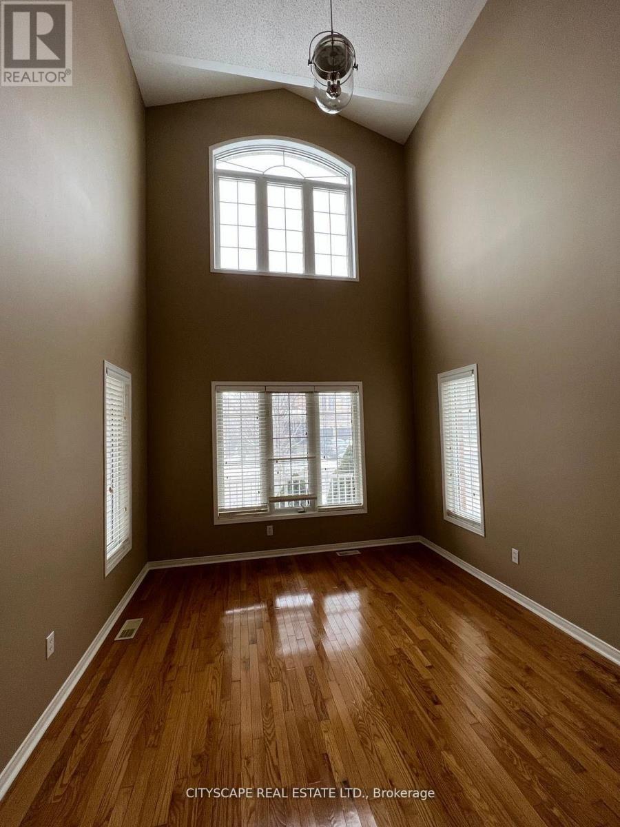 5436 Blue Spruce Avenue, Burlington, Ontario  L7L 7C4 - Photo 21 - W14102896