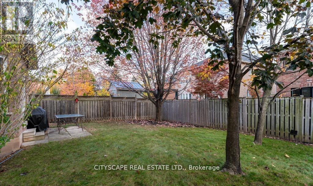 5436 Blue Spruce Avenue, Burlington, Ontario  L7L 7C4 - Photo 23 - W14102896
