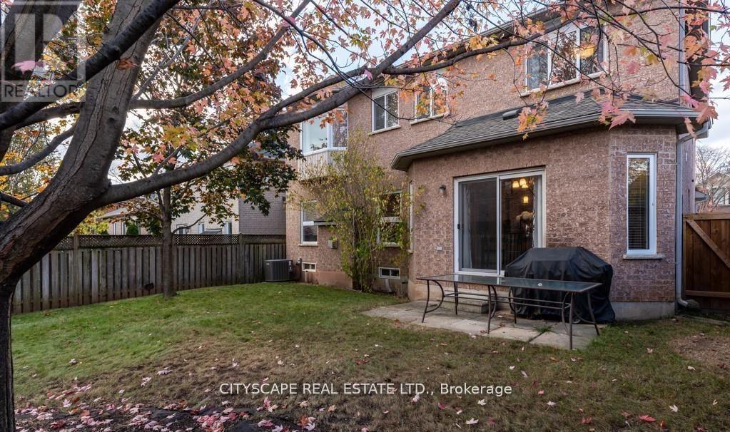 5436 Blue Spruce Avenue, Burlington, Ontario  L7L 7C4 - Photo 25 - W14102896