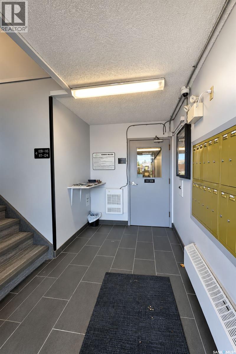 105 1580 Olive Diefenbaker Drive, Prince Albert, Saskatchewan  S6V 7M6 - Photo 19 - SK051586