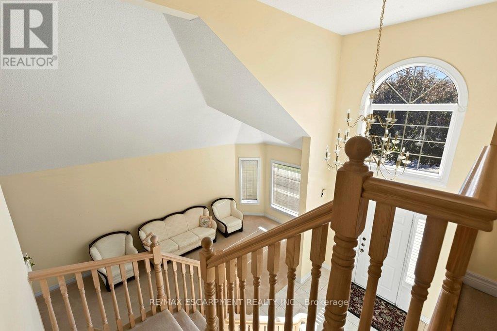 13 Chianti Crescent, Hamilton, Ontario  L8E 5W1 - Photo 15 - X14102918