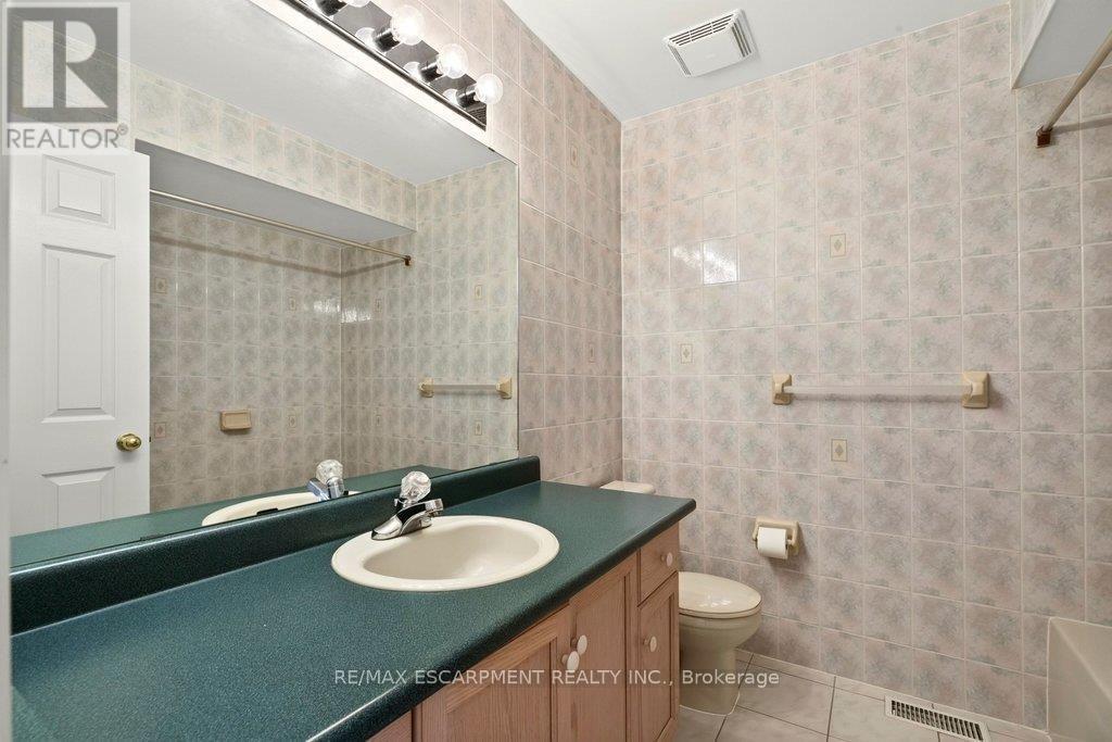 13 Chianti Crescent, Hamilton, Ontario  L8E 5W1 - Photo 21 - X14102918
