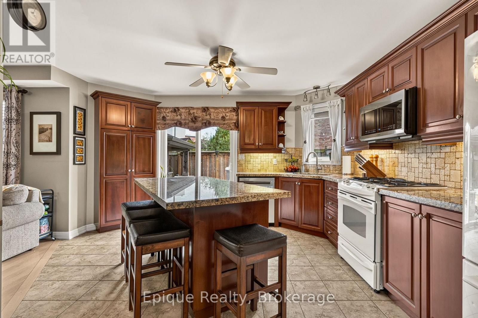 184 Locheed Drive, Hamilton, Ontario  L8T 5A5 - Photo 8 - X14102962