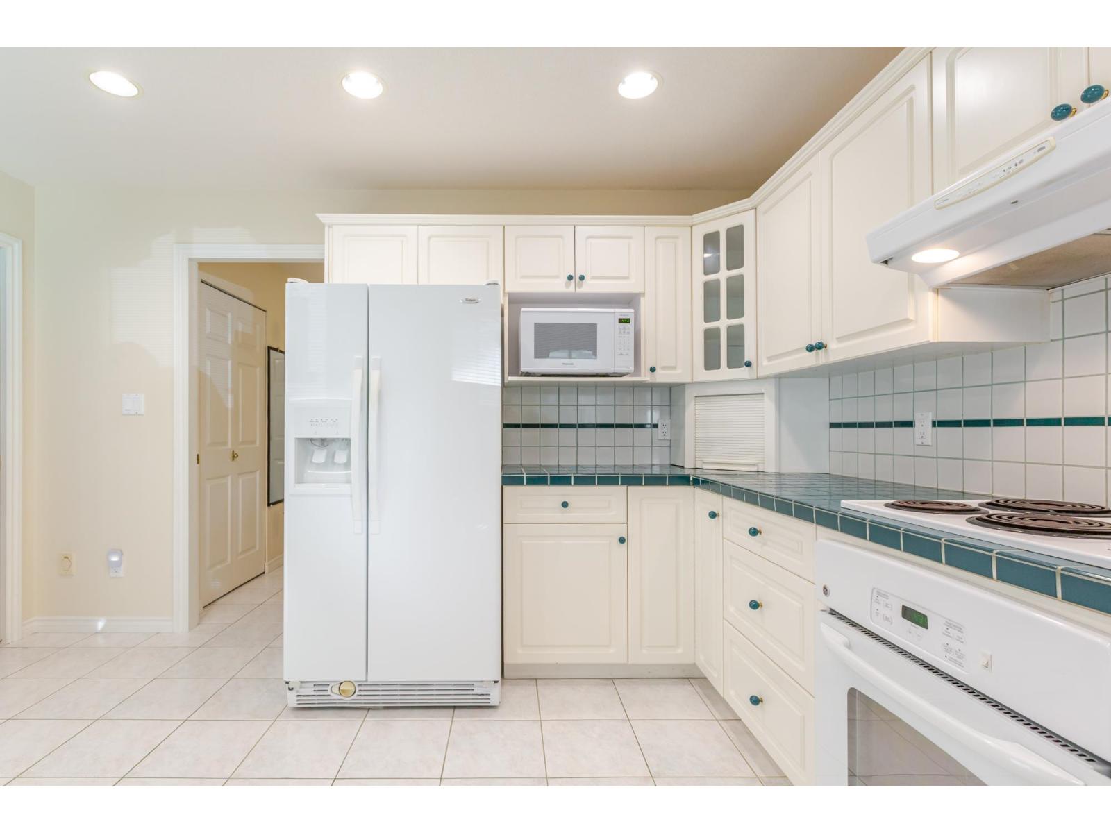 2567 140 Street, Surrey, British Columbia  V4P 2L9 - Photo 6 - R3176399