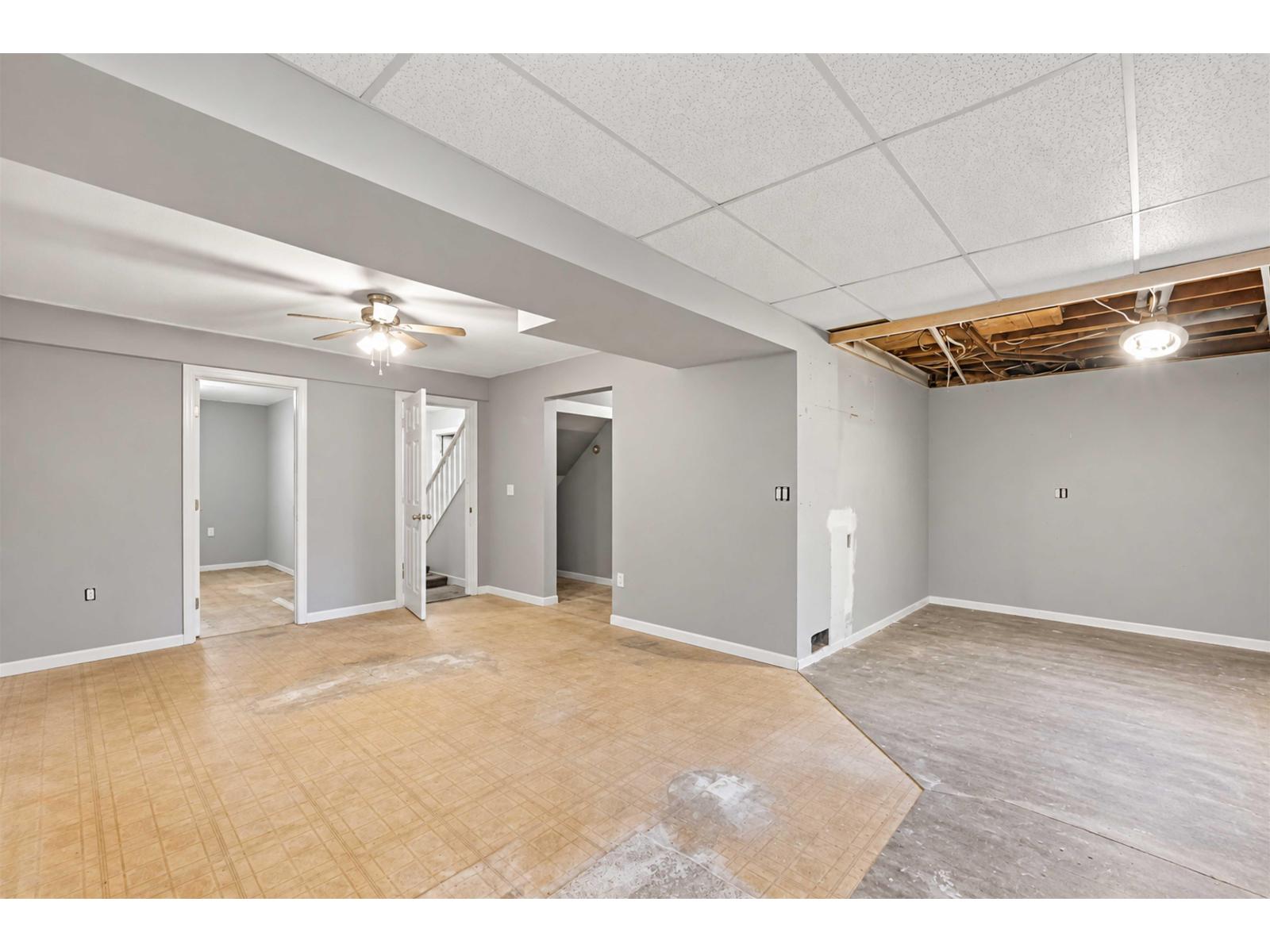 3743 Nanaimo Crescent, Abbotsford, British Columbia V2T 4Z7 - Photo 13 - R3175065