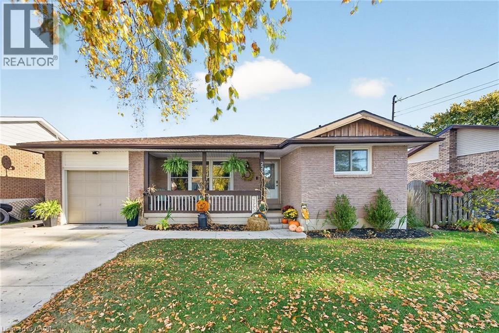 225 Maccrae Drive, Caledonia, Ontario  N3W 1K5 - Photo 1 - 40872973