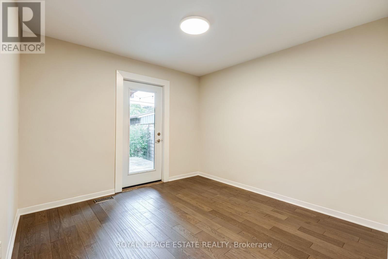 12 Norlong Boulevard, Toronto, Ontario  M4C 3W6 - Photo 17 - E14102102