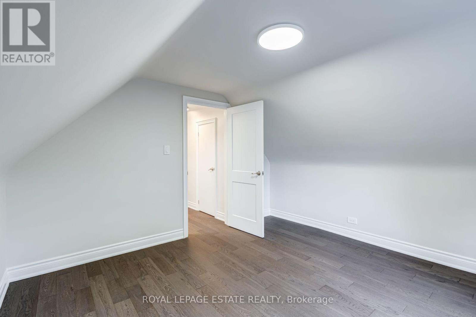 12 Norlong Boulevard, Toronto, Ontario  M4C 3W6 - Photo 25 - E14102102