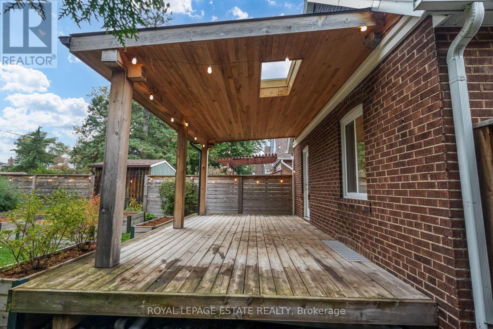 12 Norlong Boulevard, Toronto, Ontario  M4C 3W6 - Photo 39 - E14102102