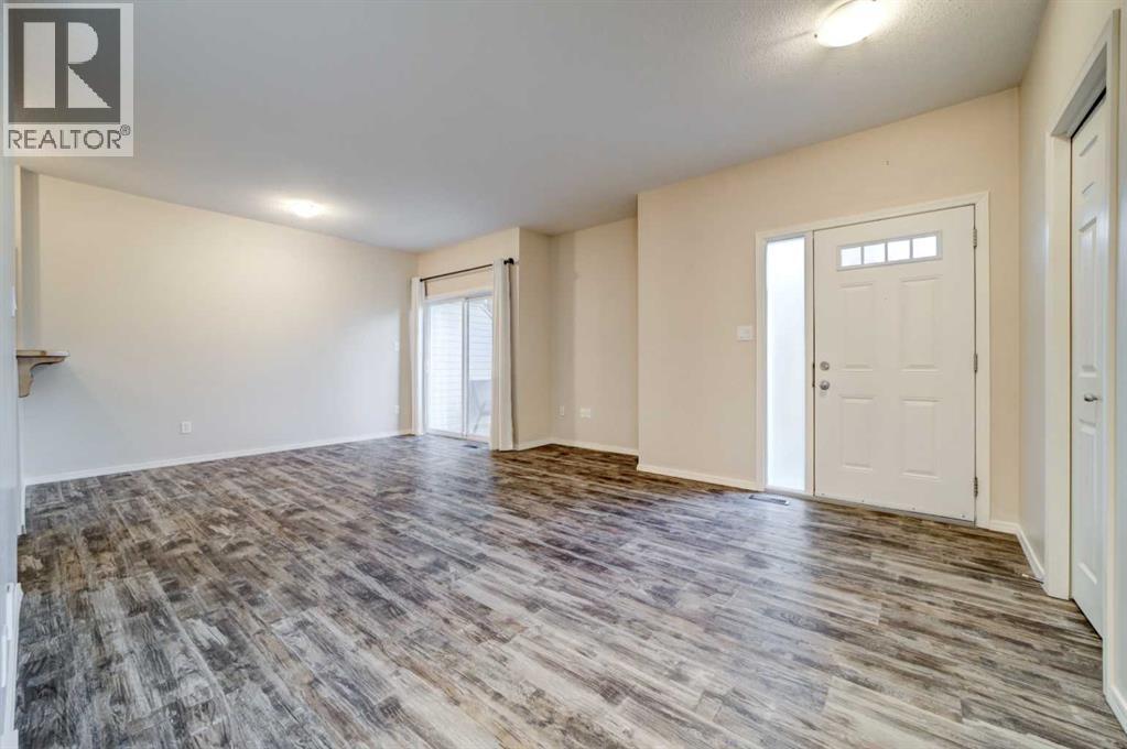 4, 125 Silkstone Road W