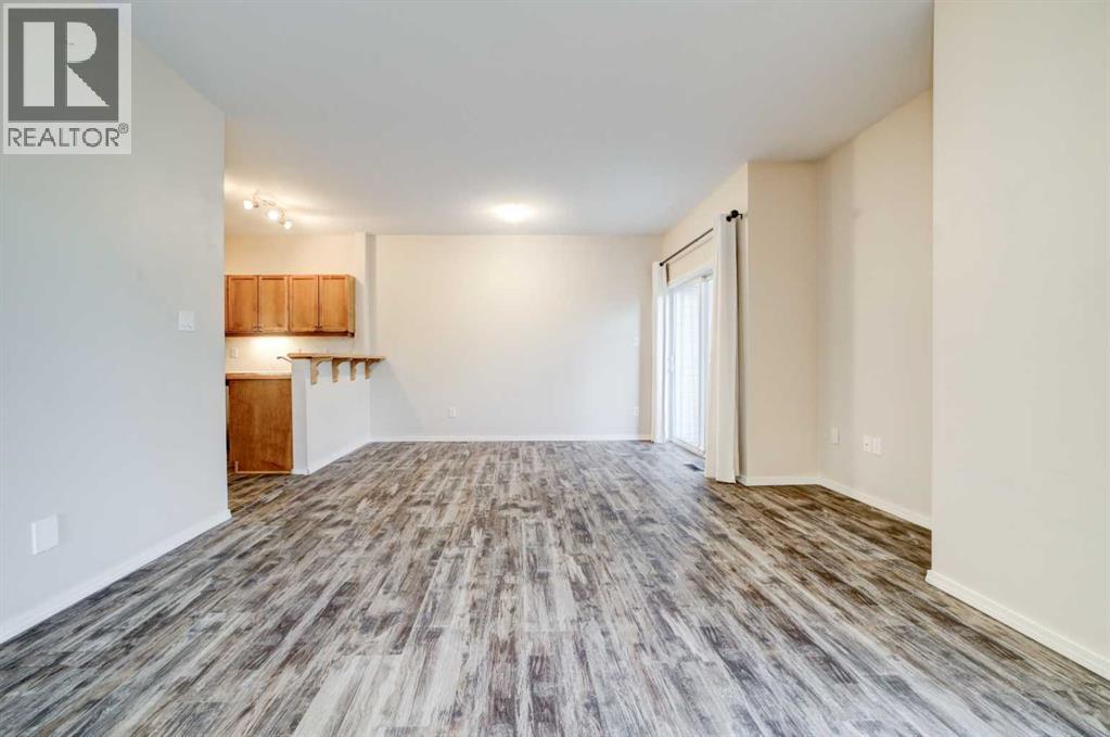 4, 125 Silkstone Road W