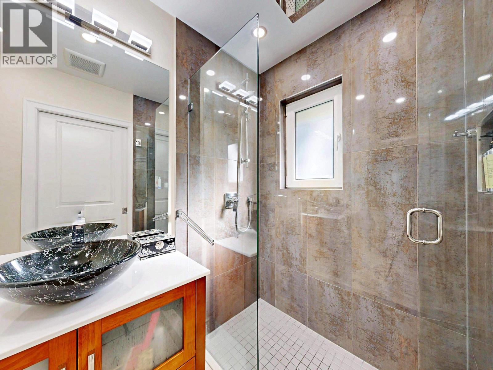 3363 Viewmount Place, Port Moody, British Columbia  V3H 2L6 - Photo 15 - R3177368