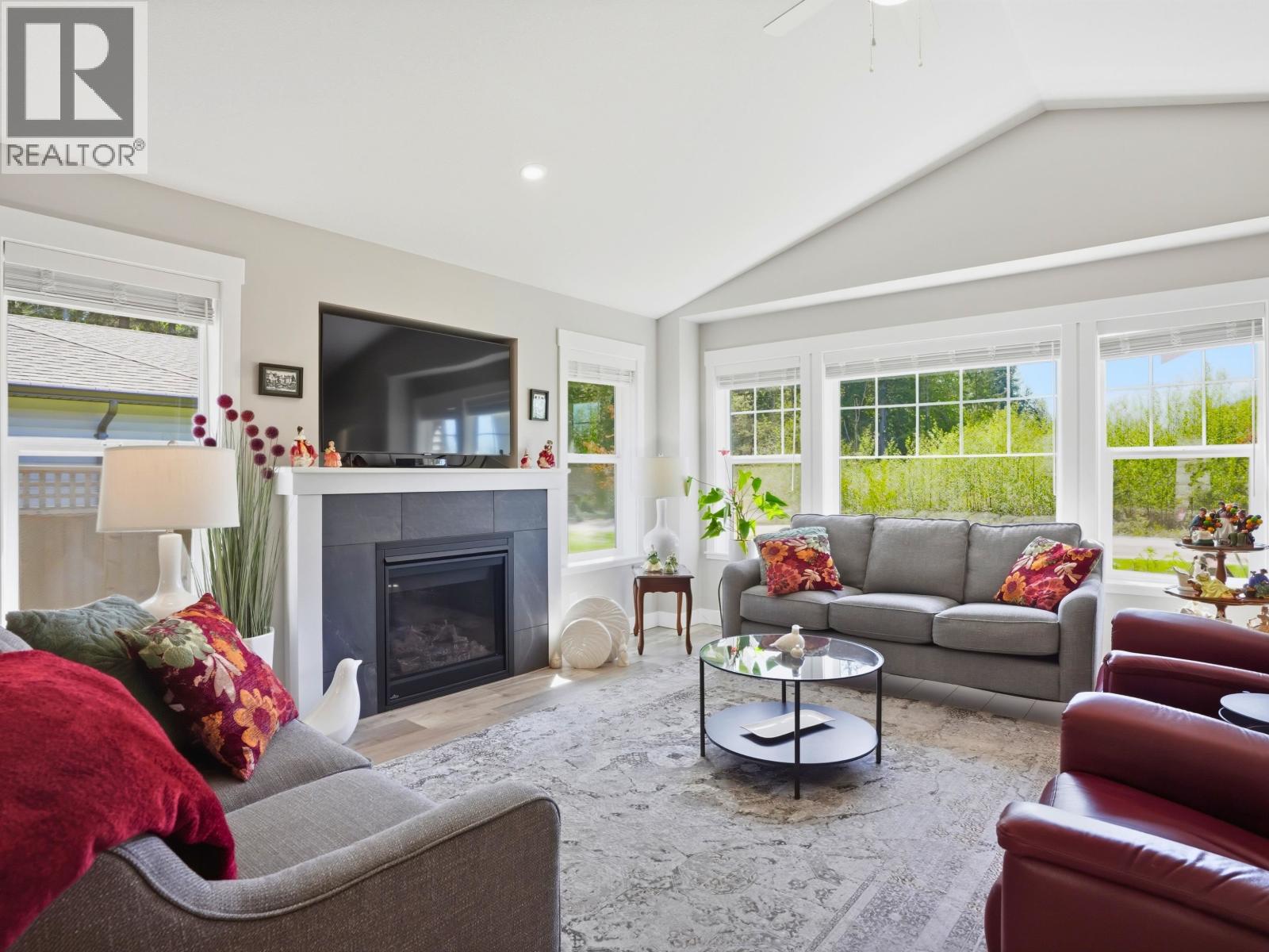 1024 CELIA CRESCENT