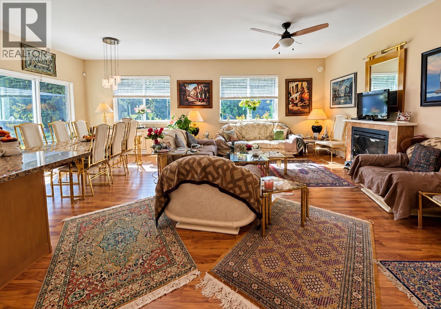 6202 Sitka Road, Sechelt, British Columbia  V0N 3A3 - Photo 6 - R3177408