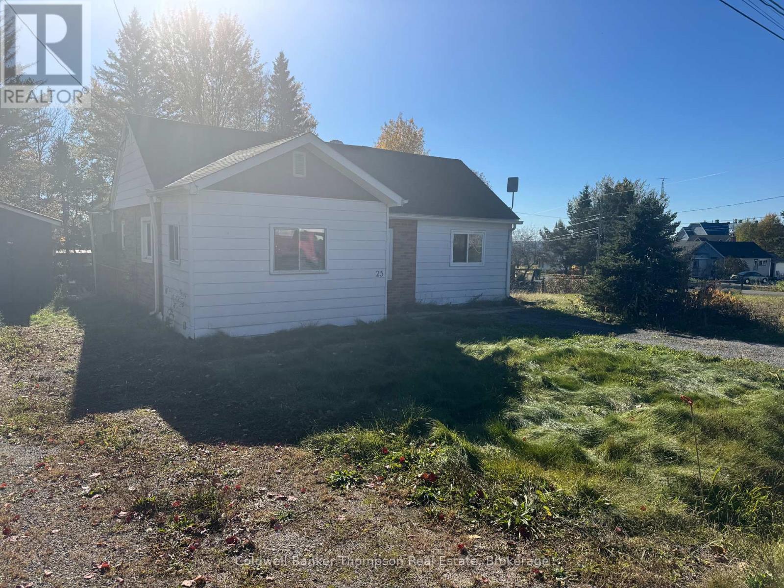 25 Park Street, Sundridge, Ontario P0A 1Z0 - Photo 2 - X14103062